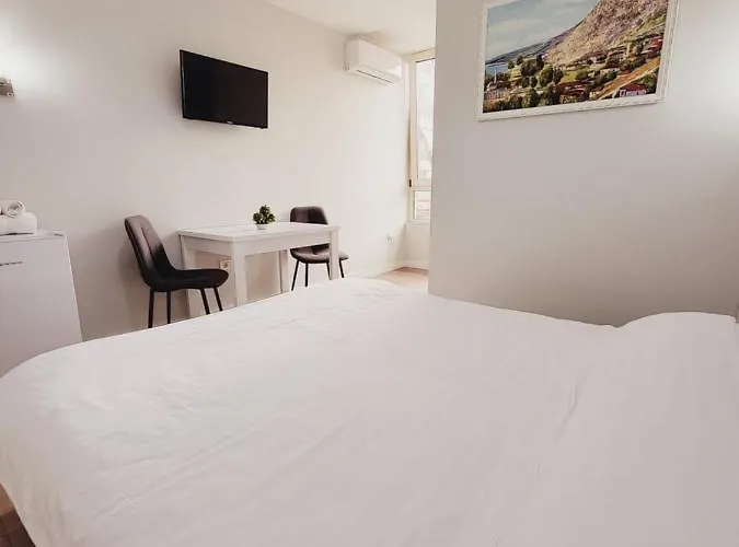 בית הארחה Nuestra Casa טיראנה