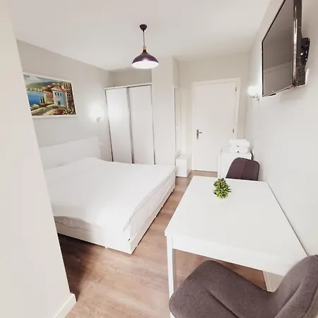 Nuestra Casa Pensjonat Tirana