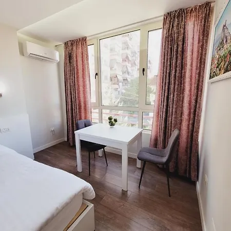 Nuestra Casa 3* Tirana